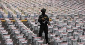 DNCD decomisa una lancha cargada con el mayor alijo marítimo de coca