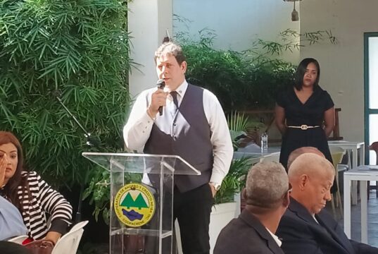 Yssa Miguel Lama retoma presidencia Cámara de Comercio de Bahoruco.