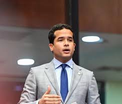 Alerta de US$6,500 millones en deuda, sin un impacto visible