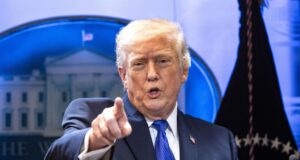 Trump afirma tiene «munición ilimitada» para combatir a Irán