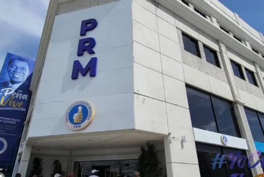 El PRM suspende a regidor de Nigua acusado de agresión sexual contra su nieta