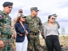 Ministro Defensa y Embajadora EEUU recorren zona fronteriza
