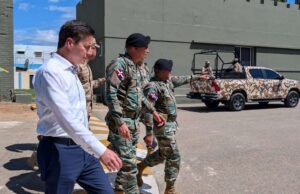 Senador EU visita frontera, dice RD el «mejor amigo» de su país