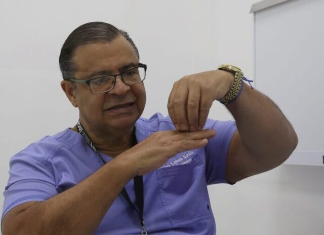 doctor-Sidney-900x654-1-696x506