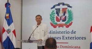 Ingresos de los consulados pasarán al Estado; cónsules cobrarán salario