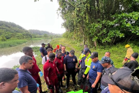 Muere ahogado un niño al caer a una cañada en Arroyo Hondo