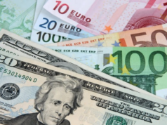 Dólar bajó 11 cts. y euro subió 3; eran vendidos a 61.20 y 72.39