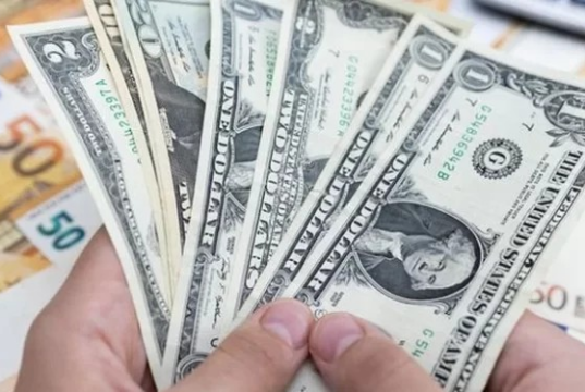 Dólar subió 64 cts. y euro bajó; eran vendidos $58.89 y $71.32