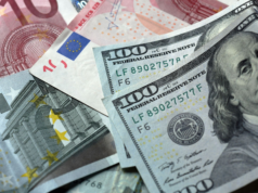 Dólar bajó 23 cts. y el euro 3; eran vendidos $59.71 y $72.73