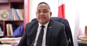 Alcalde de Villa Jaragua agradece al presidente Abinader por otorgar recursos a los ayuntamientos vía la LMD