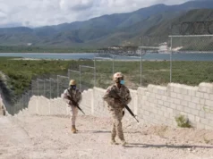 República Dominicana añadirá 13 kilómetros a la verja que construye en frontera con Haití