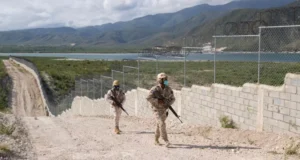 República Dominicana añadirá 13 kilómetros a la verja que construye en frontera con Haití