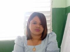 NEIBA: Distrito Escolar traslada en medio de conflicto directora escuela de Galván