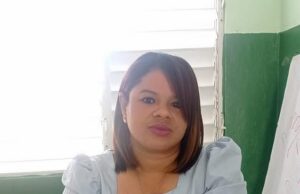 NEIBA: Distrito Escolar traslada en medio de conflicto directora escuela de Galván