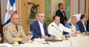 Abinader advierte que no permitirá pandillas haitianas se acerquen a frontera