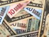 El dólar bajó 17 cts. y euro 20; eran vendidos a $58.75y $70.30