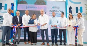 Abinader entrega en Santiago y Cevicos obras remodeladas