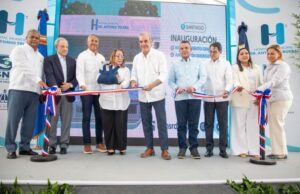 Abinader entrega en Santiago y Cevicos obras remodeladas