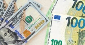 Dólar bajó 8 cts. y euro subió; eran vendidos $60.20 y $69.94