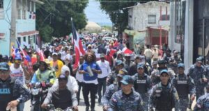 Cientos repudian minería en la región Suroeste; exigen obras