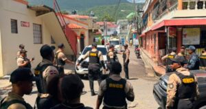 DNCD arresta 12 personas y decomisa 4 mil gramos drogas