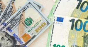 El dólar bajó 26 cts. y euro uno; eran vendidos $59.94 y $69.93
