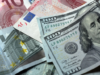 El dólar bajó 60 cts. y euro 17; eran vendidos $59.34 y $69.76